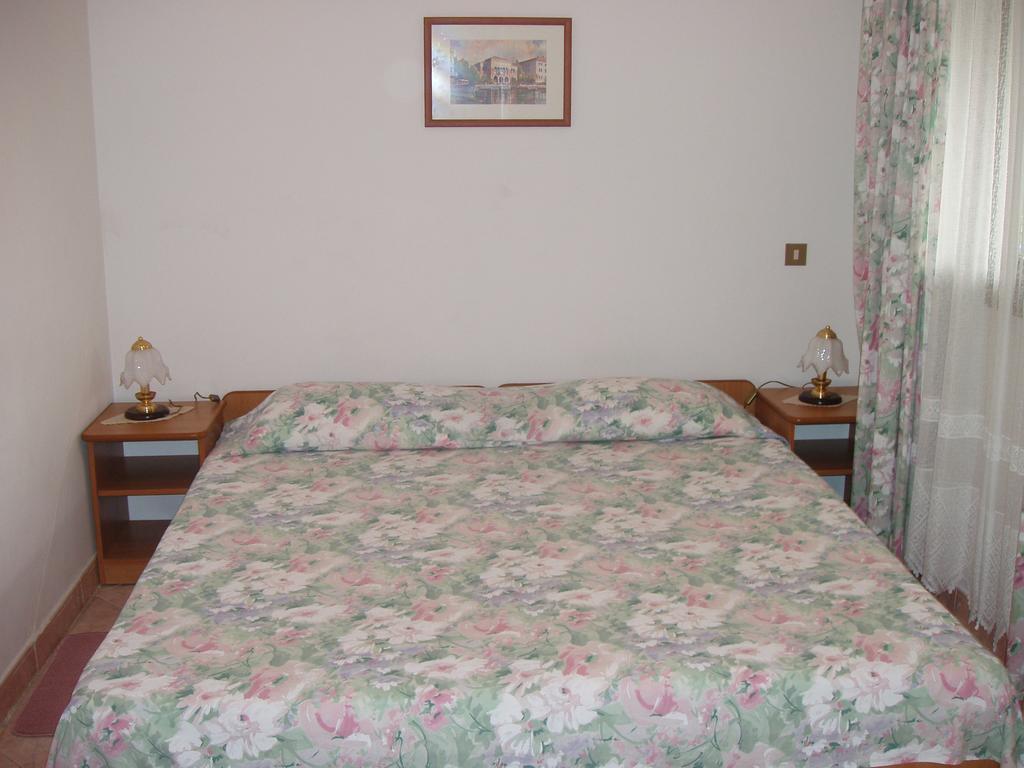 Apartments Porec Istria By Nina Bagian luar foto